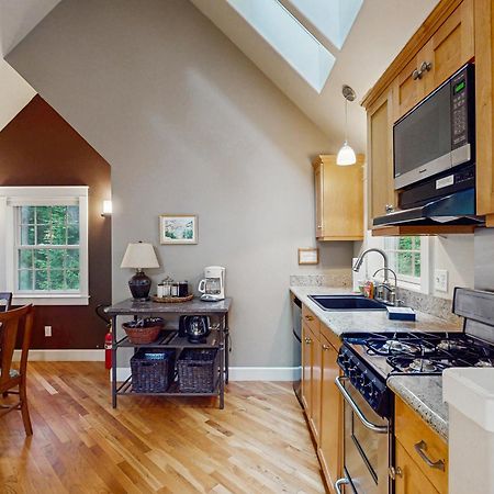 Serene Redwood Retreat Arcata Ngoại thất bức ảnh